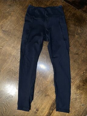 High-Waist Black Leggings with Side Pockets - Women's Activewear
